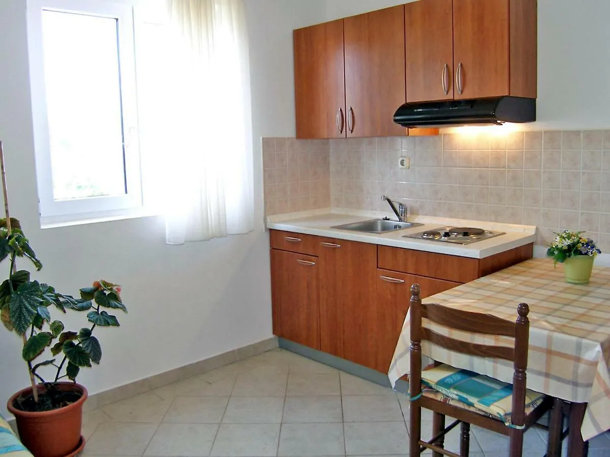 Apartment Vir 10 0*,  Хорватия